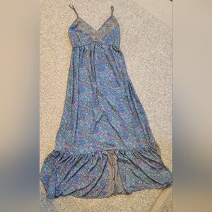 Elegant Paisley Maxi Dress in Blue